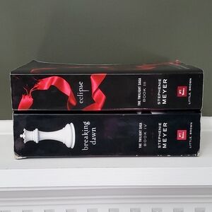Twilight Saga books 3-4 by Stephenie Meyer